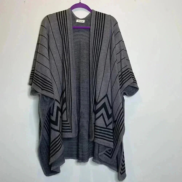 Ellie + Kate Gray and Black Shawl - Picture 2 of 9